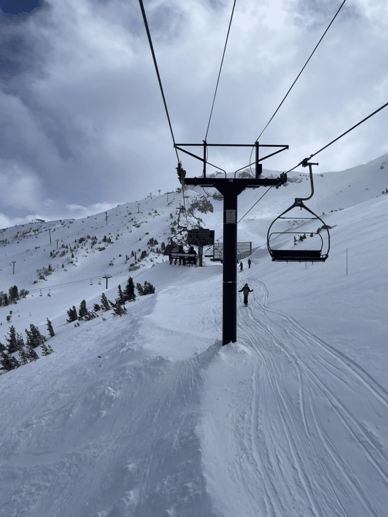 Intermediate Mammoth ski lift