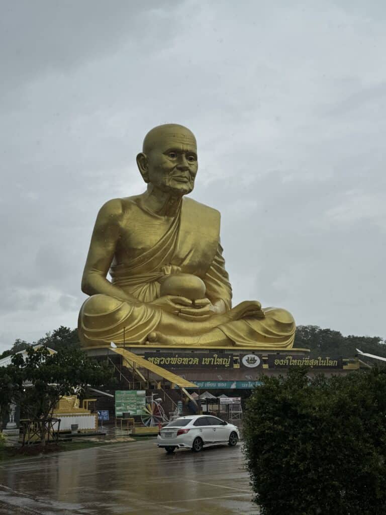 Luang Por Thuat Wat Khao Yai